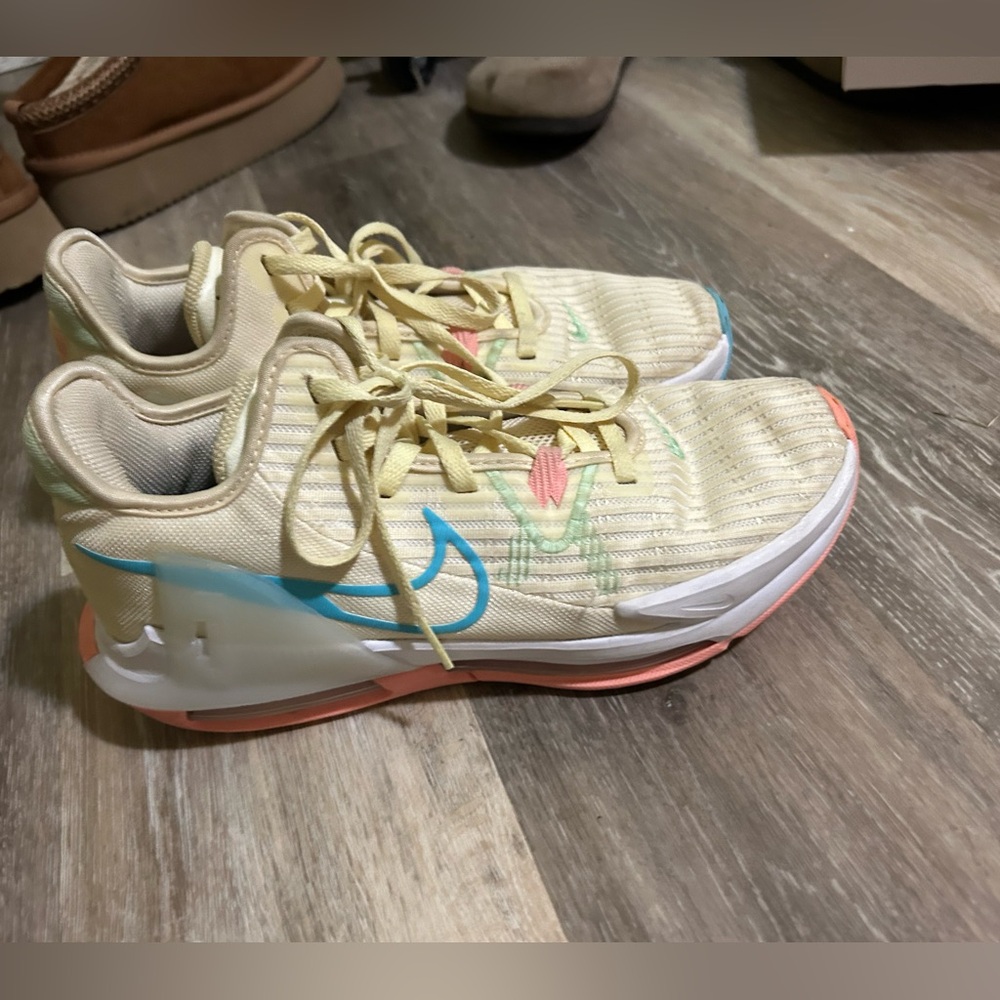 Nike Cream and Blue Running Shoes